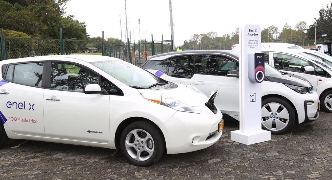 Asomoedo y InterEnergy Systems plantean mayores incentivos a los vehículos eléctricos en RD