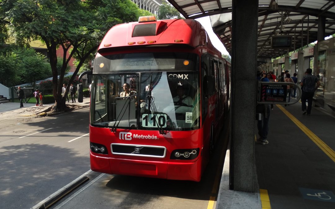 Transición a la electromovilidad: Relevan datos sobre los buses del transporte público de México