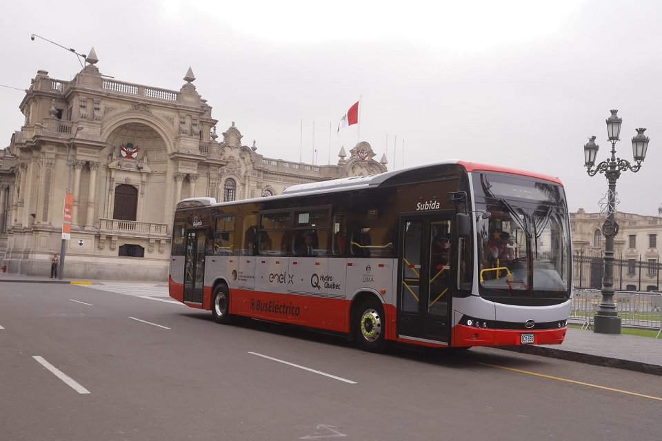 Perú aprobó el estándar para el bus patrón eléctrico