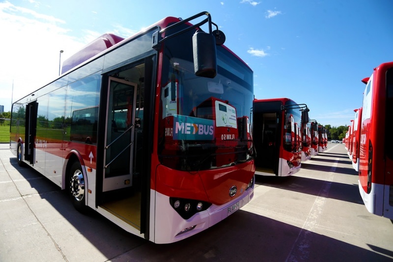 MetBus concentró estrategia en la carga de buses eléctricos para mejorar competitividad y va por más en Chile
