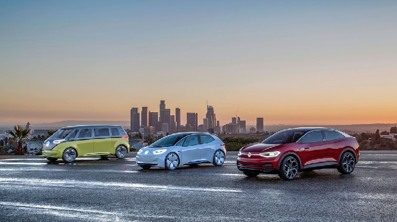 Polémica por el cambio de estrategia de Volkswagen para la venta de vehículos eléctricos en España