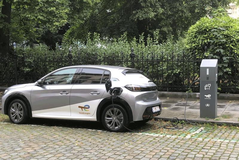 TotalEnergies wins the city of Antwerp public tender for the installation and operatorship of new electric vehicle charge points