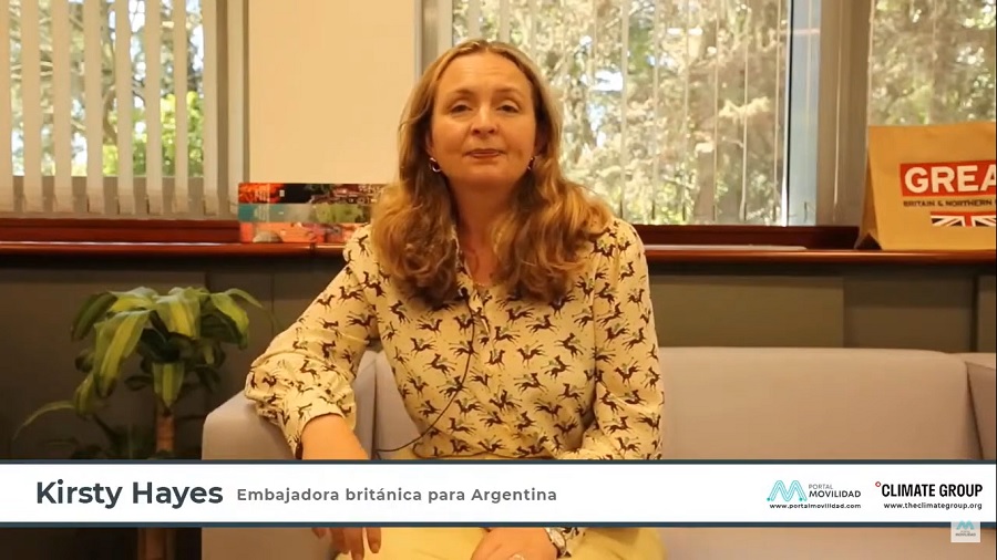 Embajadora británica en Argentina pide que se aceleren las políticas públicas en movilidad eléctrica