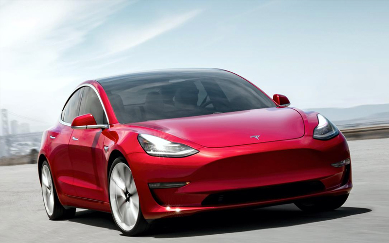 Hertz realiza el mayor pedido de la historia comprando 100.000 coches eléctricos a Tesla
