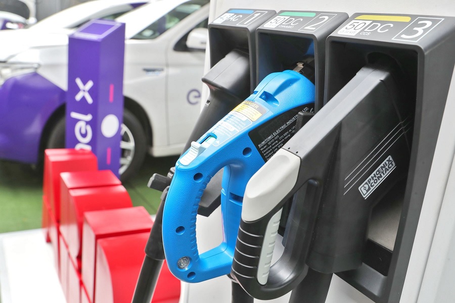 With business leaders, Peruvian government unveils ‘tariffs’ for charging electric vehicles