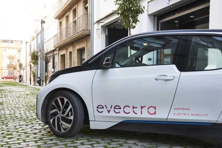 How to gain competitiveness with electric vehicles? Three keys according to Evectra