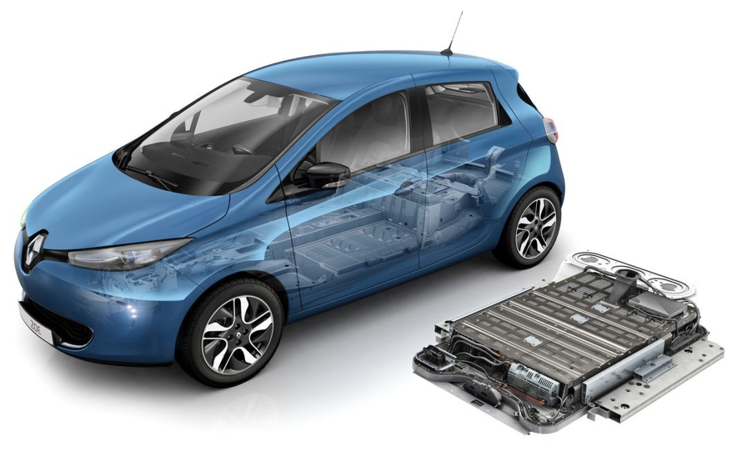 Otros materiales y menor coste: Cómo serán las baterías de los coches eléctricos en el futuro