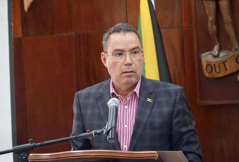 A fin de mes entrará en vigencia la normativa de movilidad eléctrica en Jamaica