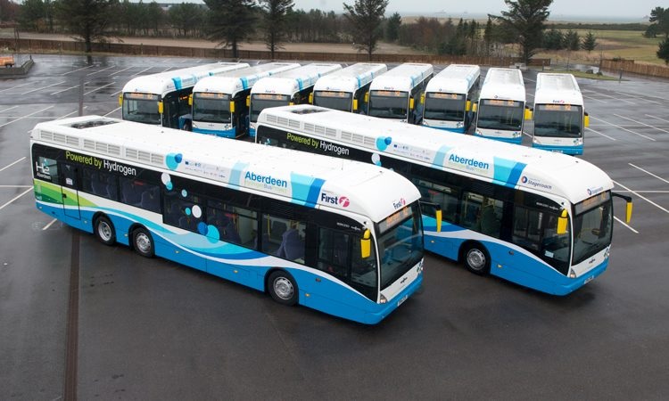 Sin matriz energética limpia un bus a hidrógeno genera casi las mismas emisiones que uno diésel