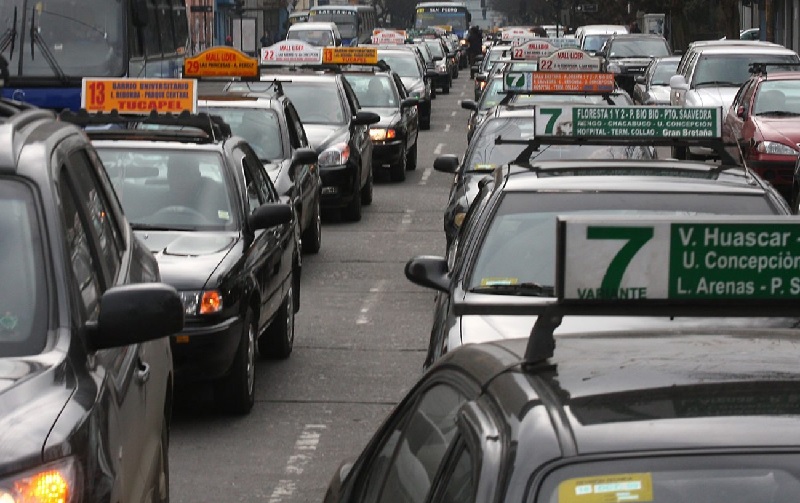 Por vaivenes en precio de combustible taxis eléctricos son la alternativa elegida en Concepción