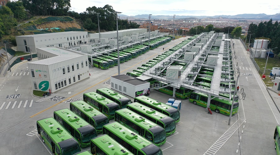 195 buses eléctricos se integran al transporte público de Bogotá con VGMobility