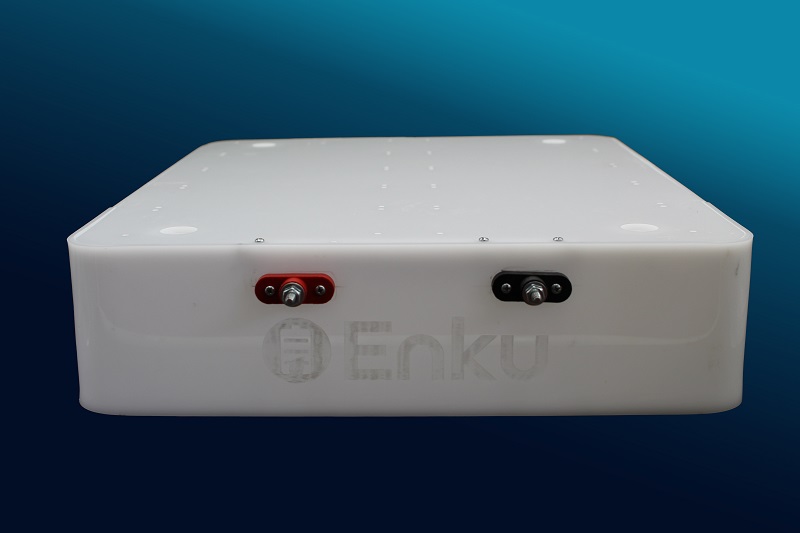 Con baterías de micromovilidad reutilizadas, Enku desarrolla almacenador para «datacenter» en Chile
