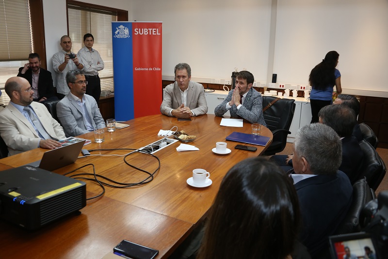 Una herramienta más: Chile lanza mesa para el avance de la electromovilidad