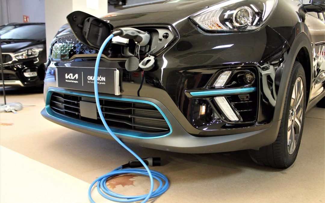 PP propone destinar fondos europeos para conversión de vehículos de combustión a eléctricos
