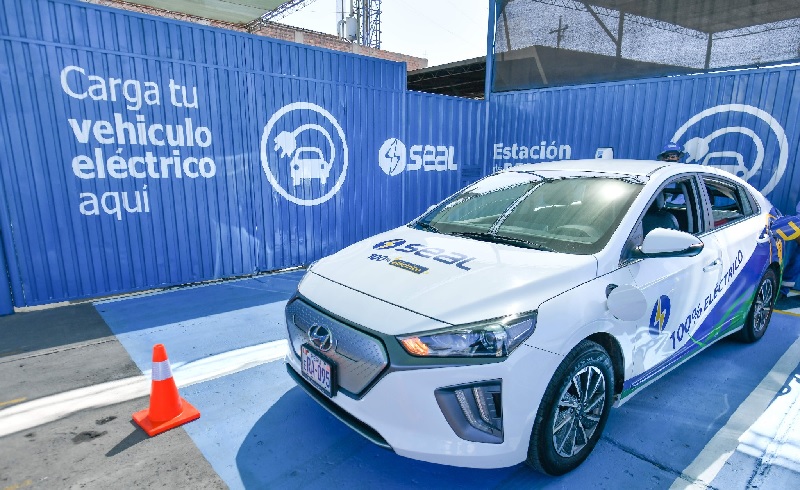 Vehículo eléctrico en Perú