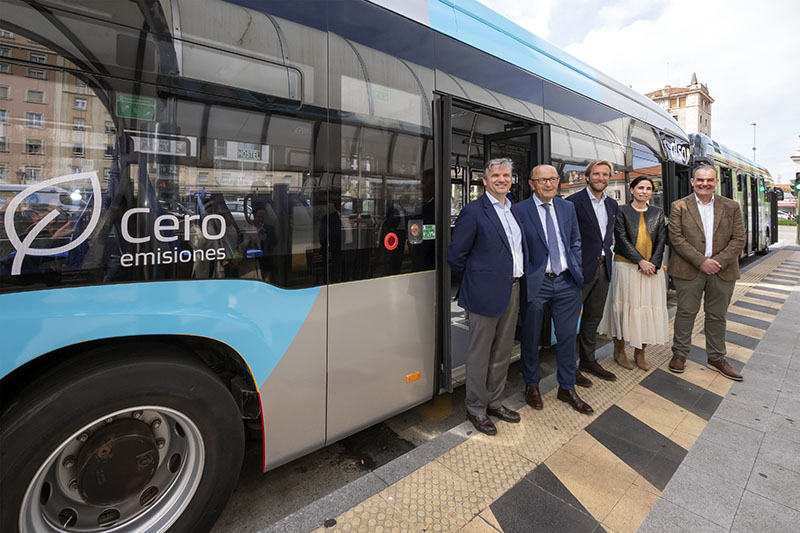 Alsa presenta sus dos nuevos buses 100% eléctricos en Santander