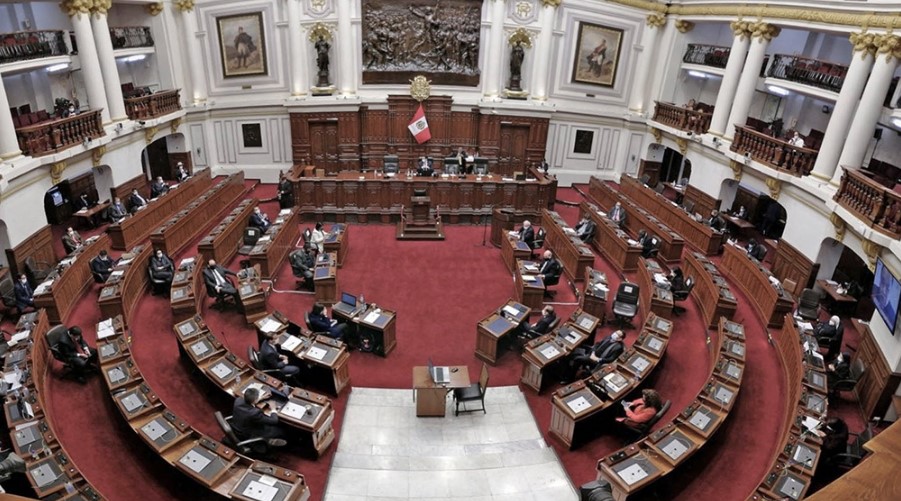 Los cruces continúan: AEDIVE Perú desmiente ser parte de “lobby” por ley de electromovilidad