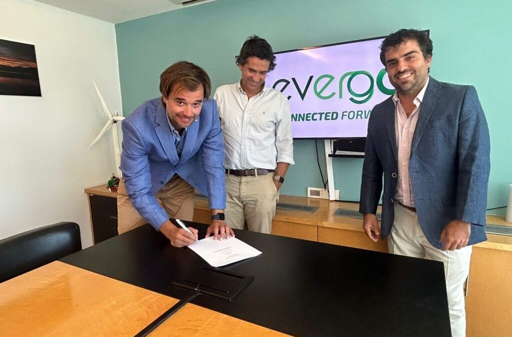 Evergo elige a Ventus como socio para expandir red de cargadores en Uruguay