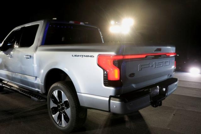 Ford acelera en la carrera de producción de camiones eléctricos