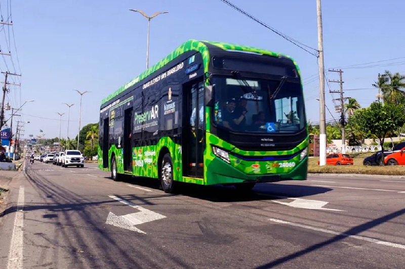 Lista: Cidades brasileiras em que já dá para andar de ônibus 100% elétrico