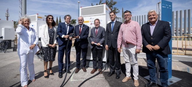Al detalle: EMT Málaga presenta su nuevo centro de carga de autobuses eléctricos
