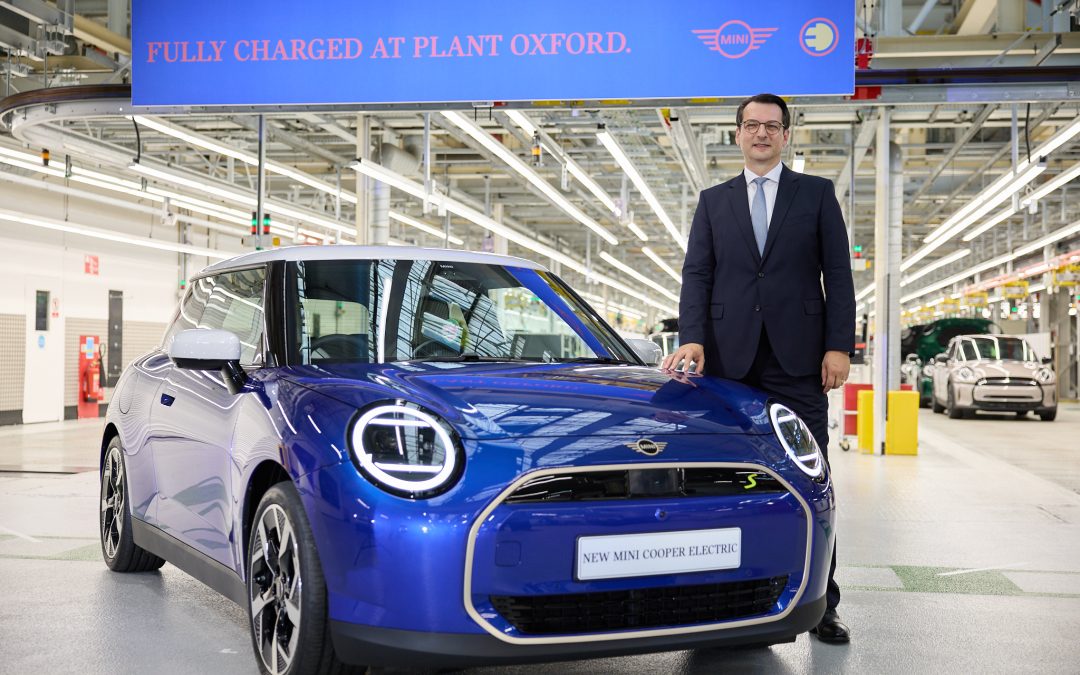 La planta MINI de Oxford se vuelve eléctrica: Inversión de 600 millones para la producción eMobility 