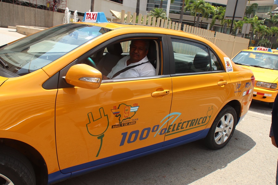 Busca financiamiento. Clipp, empresa de MaaS que apoyará a 100 taxis eléctricos en Ecuador