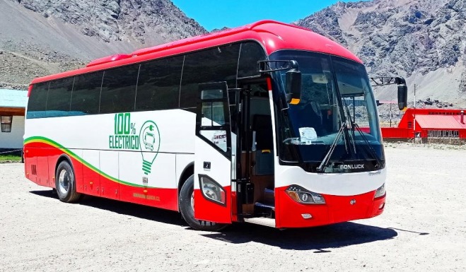 Bus que propone Bus Service Ltda. para Talagante