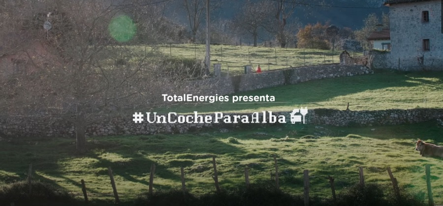 Salud. TotalEnergies lanza campaña navideña «Un coche eléctrico para Alba»: ¿De qué trata?