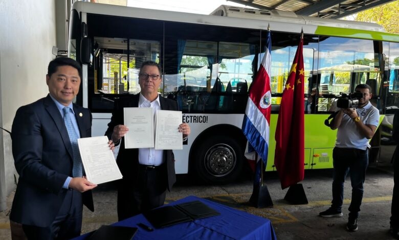 Donados por China. Así son los 6 nuevos buses eléctricos para Costa Rica