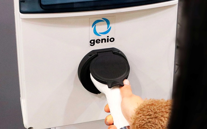 Genio, el primer cargador autosostenible para vehículos eléctricos hecho en Perú