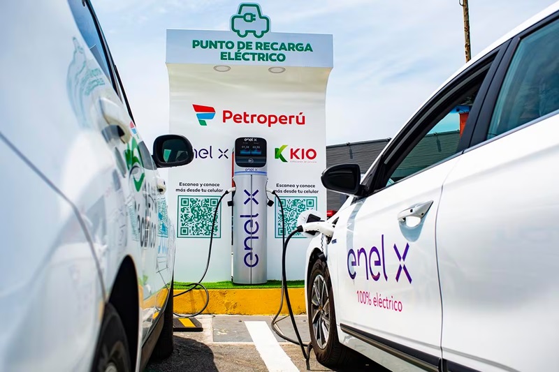 Claves. Gobierno insiste en ampliar rol de energía renovable en Perú ¿qué lugar ocupa la electromovilidad?