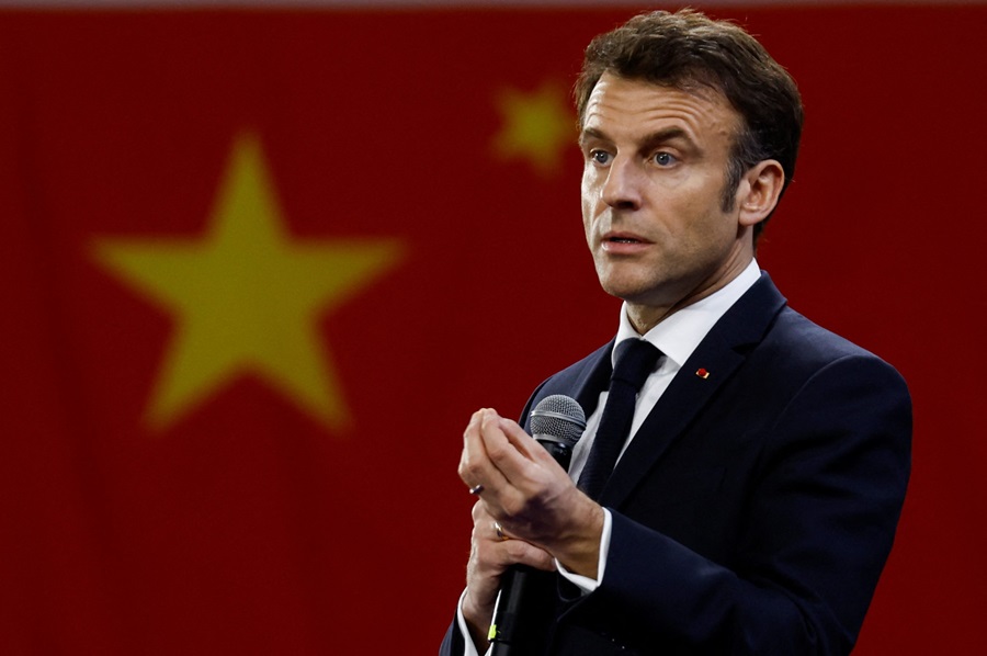 Bajo "amenaza". Francia excluye a vehículos eléctricos chinos del Bono Ecológico