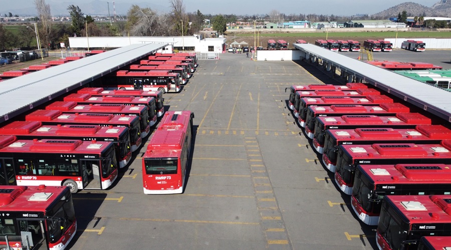 Hito.  Venta de bases licitatorias para 1.200 buses eléctricos cierra con «récord de interés» en Santiago
