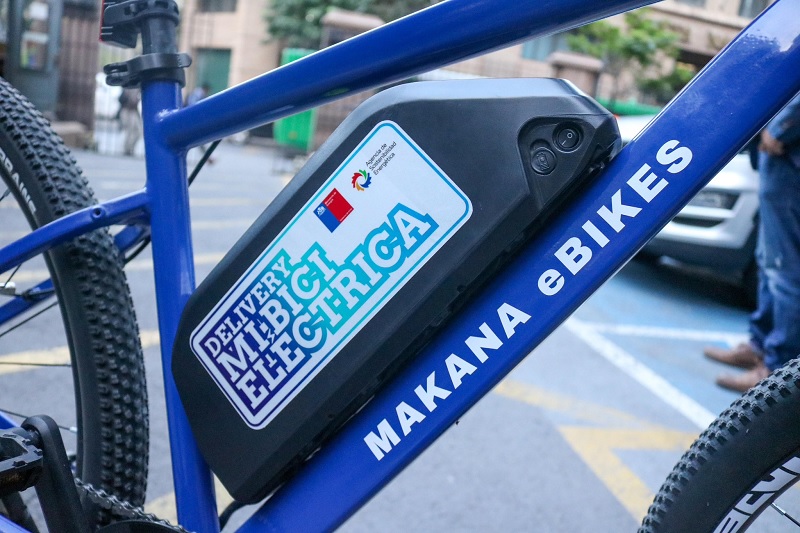 Piloto. Makana Bikes y AgenciaSE entregan resultados del reemplazo de «mosquitos» en delivery