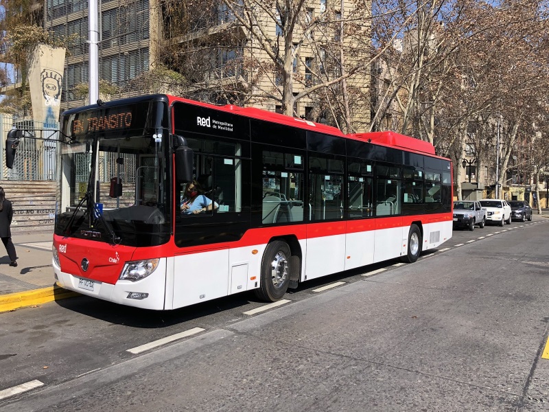 Atracción de privados. Ministerio y UE presentan oportunidades de inversión en licitación de buses eléctricos para Santiago