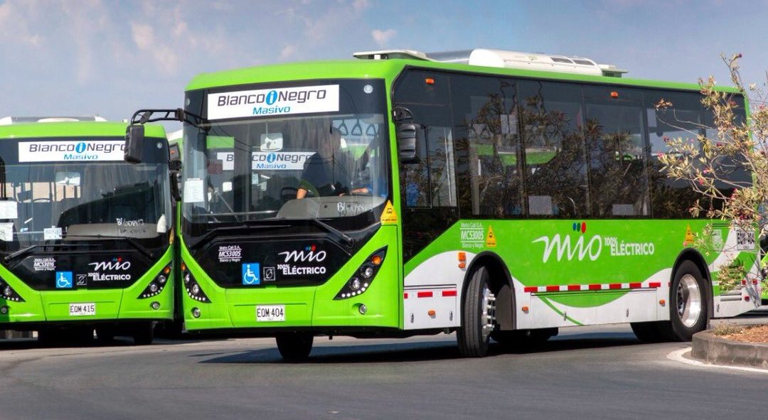 Crisis en transporte público. Alcalde de Cali anuncia 100 buses eléctricos para «revitalizar» el servicio