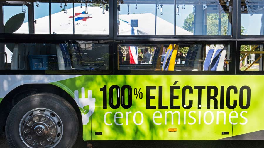 Va por el OK.  Gobierno de El Salvador pide que aprueben préstamo para compra de buses eléctricos