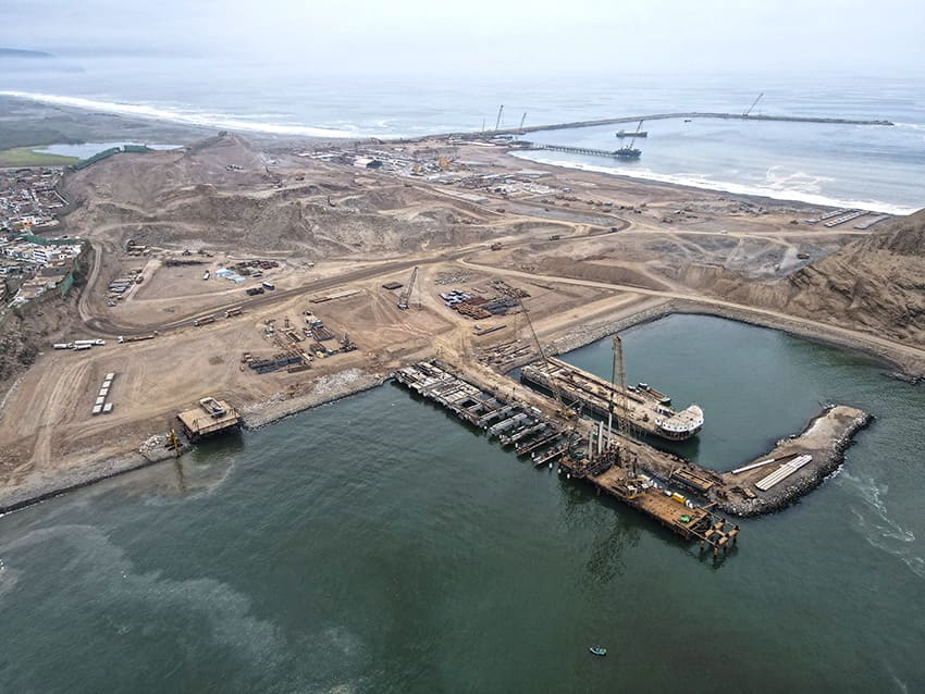 Con inversión china. El plan de Perú para abrir plantas de ensamblaje de vehículos eléctricos en el puerto de Chancay